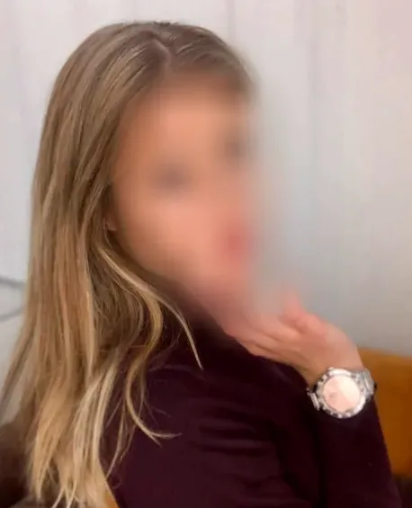 Andrea, 21