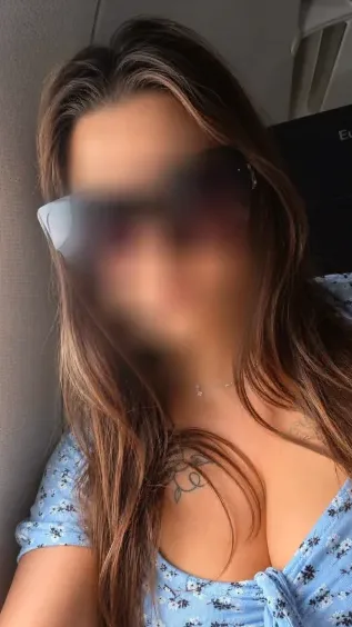 Astrid, 34