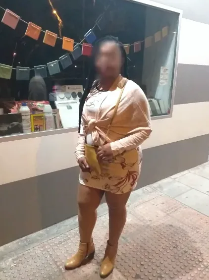 Doris, 25