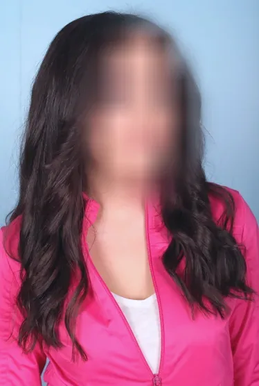 Emina, 31