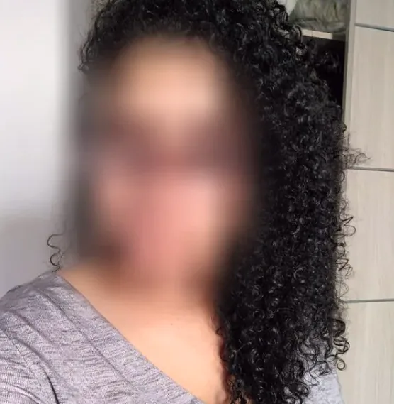 Hanna, 34