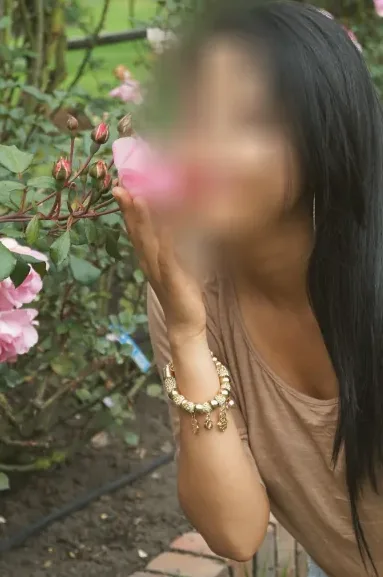 Maja, 32